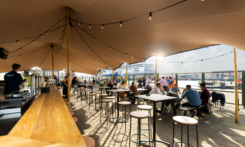 Stadshaven bar en Terras merwehaven rotterdam